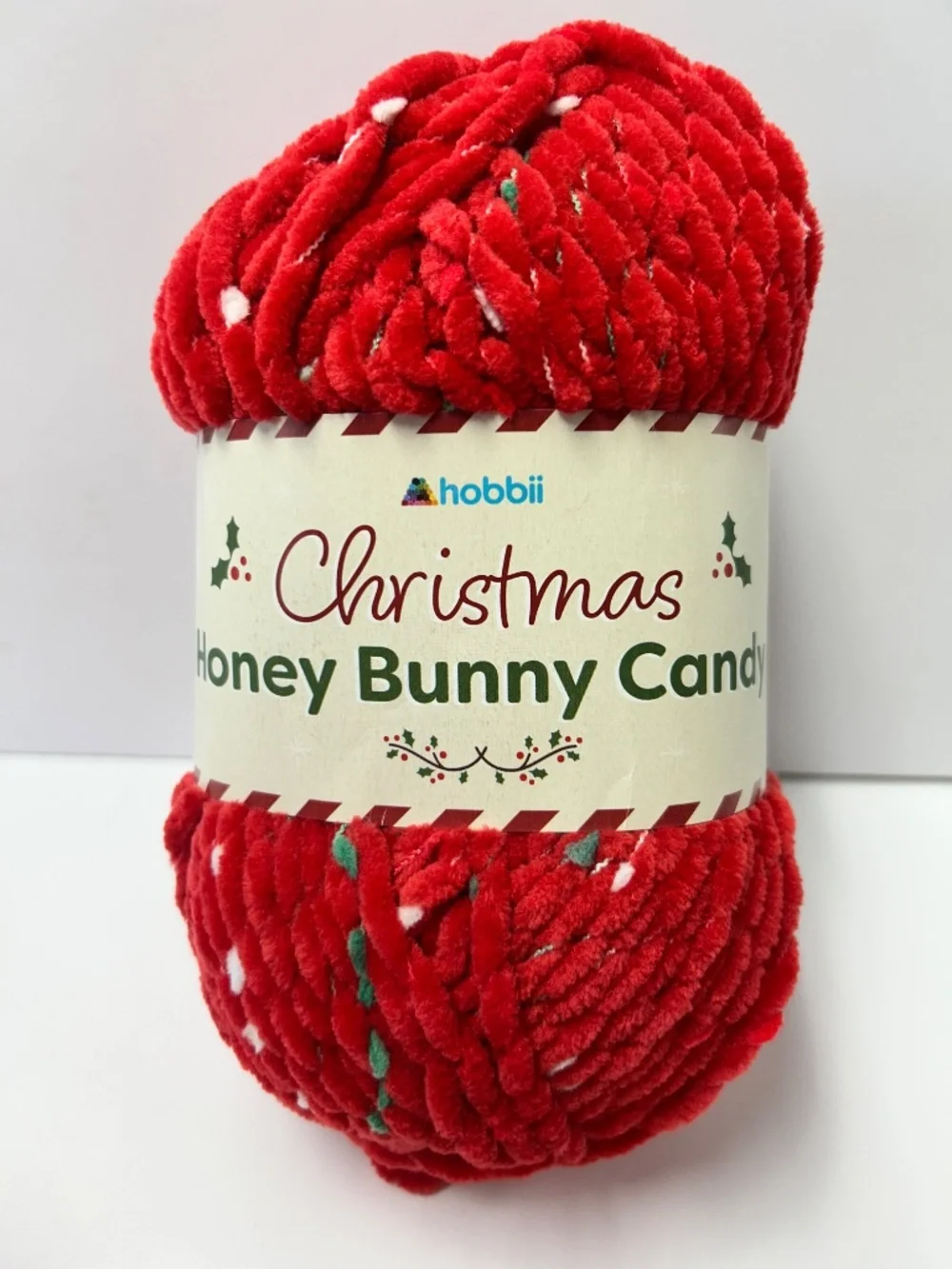 New Hobbii Christmas Honey Bunny Candy 5 Skein Yarn Lot Red White Green Chenille